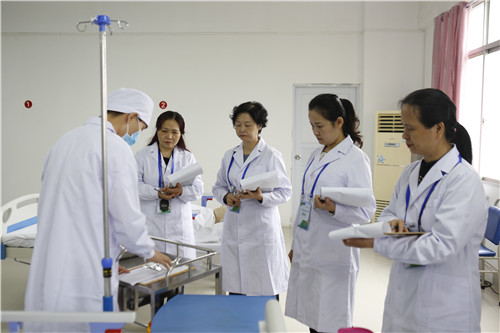 9227新葡的京集团举行江西省职业院校技能大赛中职组护理技能竞赛