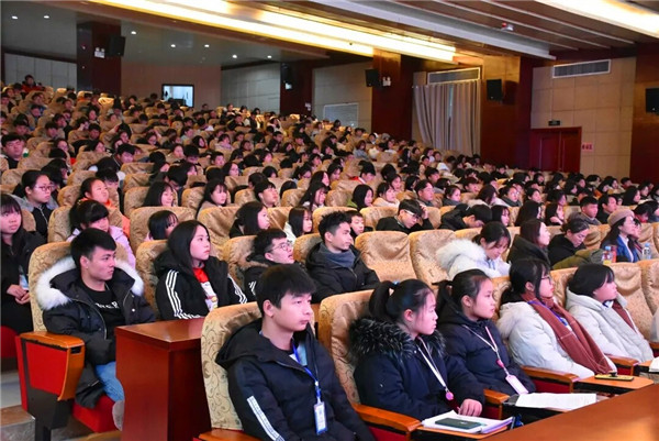 不忘初心跟党走，青春宜职立潮头 ——9227新葡的京集团举行微团课大赛