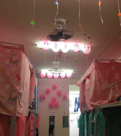 悠悠大学梦,浓浓宿舍情——护理学院开展“最美宿颜 舍我其谁”评比活动